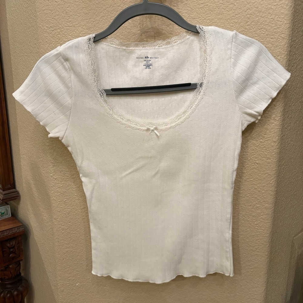 BRANDY MELVILLE White Lace Trim Short Sleeve Top One Size